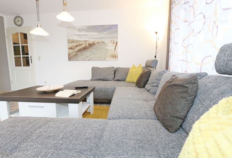 Wohnbereich mit TV Wohnbereich mit TV