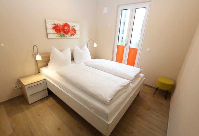 Schlafzimmer mit Doppelbett