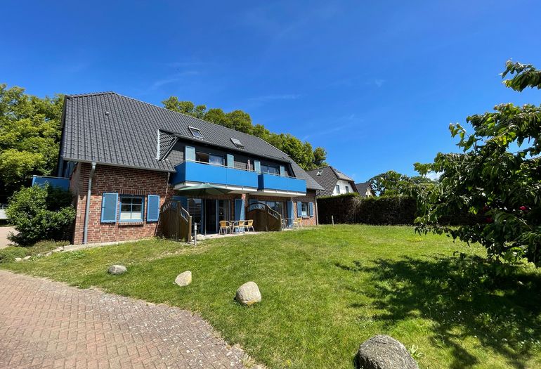 Blick vom Garten zum Selliner See Haus 1