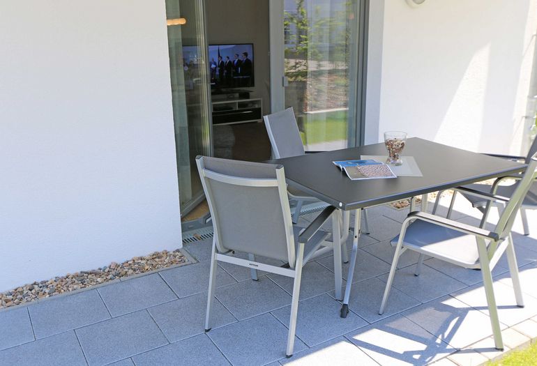 bestuhlte Terrasse in ruhiger Lage