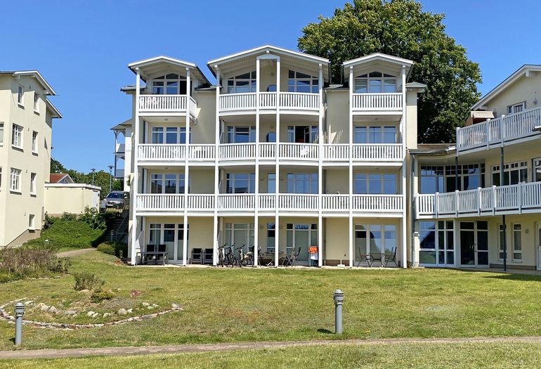 Haus Having Haus Having