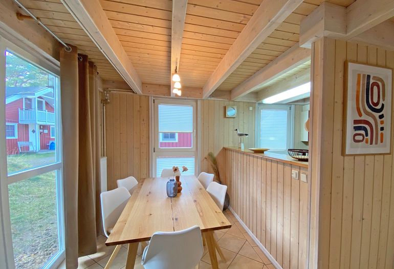 Essbereich mit ausreichend Platz für Alle