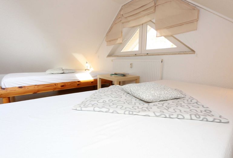 2. Schlafzimmer mit zwei Einzelbetten 2. Schlafzimmer mit zwei Einzelbetten