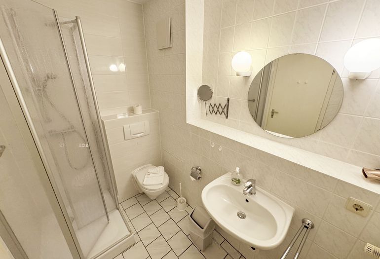 Villa Störtebeker Whg. 05 - Duschbad Villa Störtebeker Whg. 05 - Duschbad