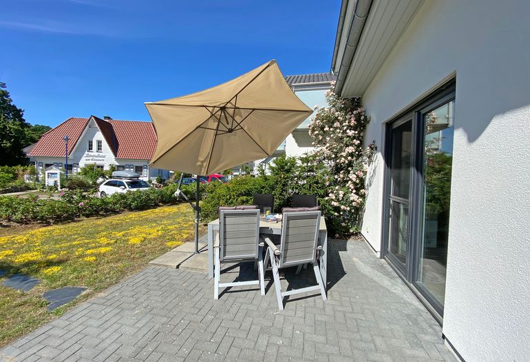 bestuhlte Terrasse in ruhiger Lage