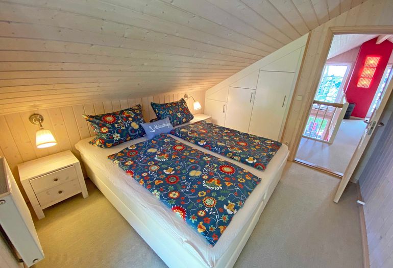 1. Schlafzimmer mit Doppelbett 1. Schlafzimmer mit Doppelbett