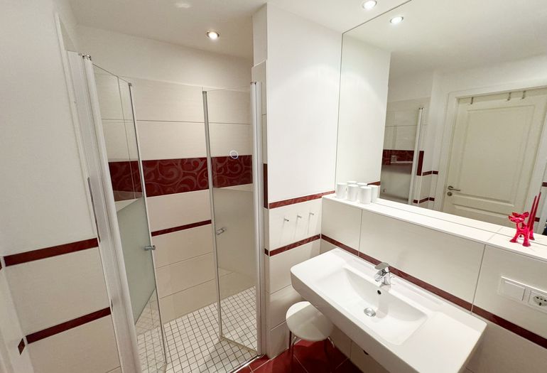 innenliegendes Badezimmer innenliegendes Badezimmer