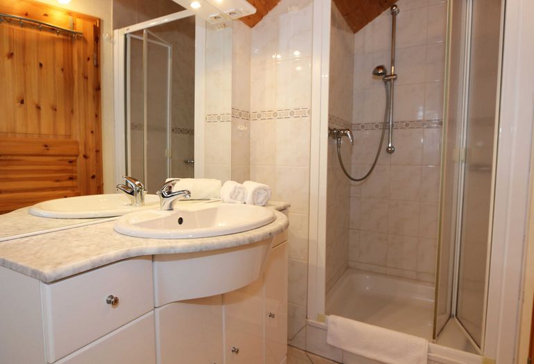 1. Duschbad