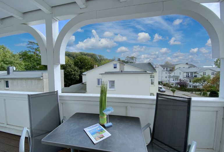 bestuhlter Balkon bestuhlter Balkon