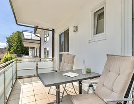 Strandnaher Urlaub an der Ostsee: Ferienwohnung Helene mit zwei Balkonen