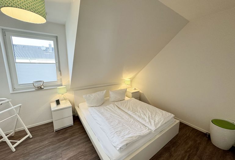 Schlafzimmer mit Doppelbett Schlafzimmer mit Doppelbett