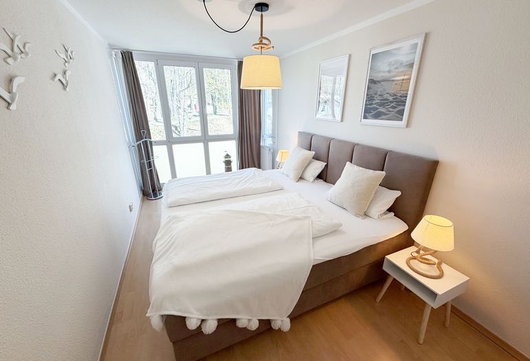2. Schlafzimmer