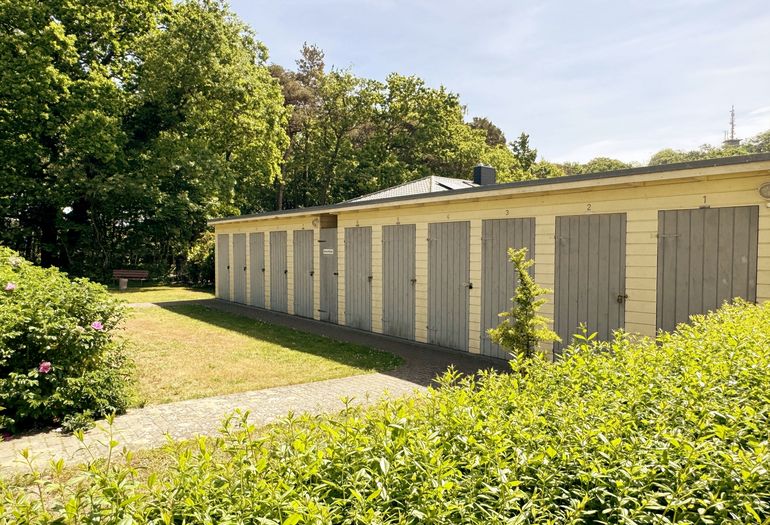 Abstellschuppen auf dem Grundstück