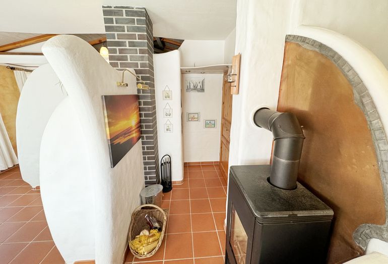 Ferienhaus Thea - Kaminofen für warme Abende