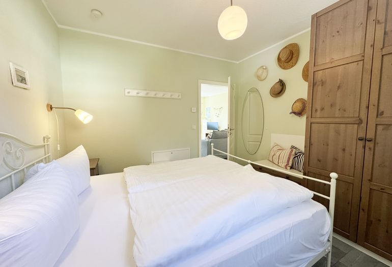 Schlafzimmer mit Doppelbett Schlafzimmer mit Doppelbett