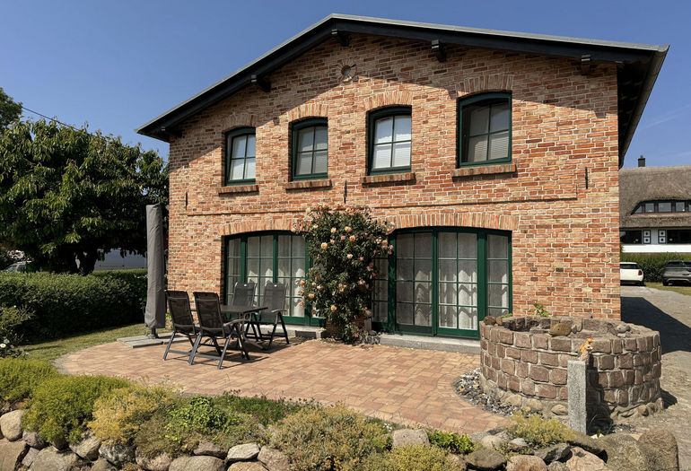 Doppelhaushälfte "Uns Kathus" mit Terrasse & Kamin Doppelhaushälfte "Uns Kathus" mit Terrasse & Kamin
