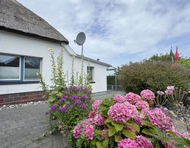 Haus an der Wiek mit Terrasse