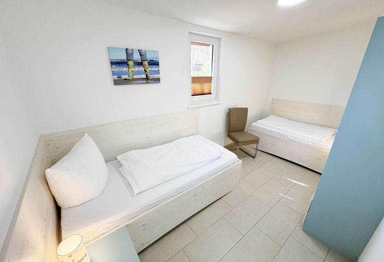 1. Schlafzimmer mit 2 Einzelbetten