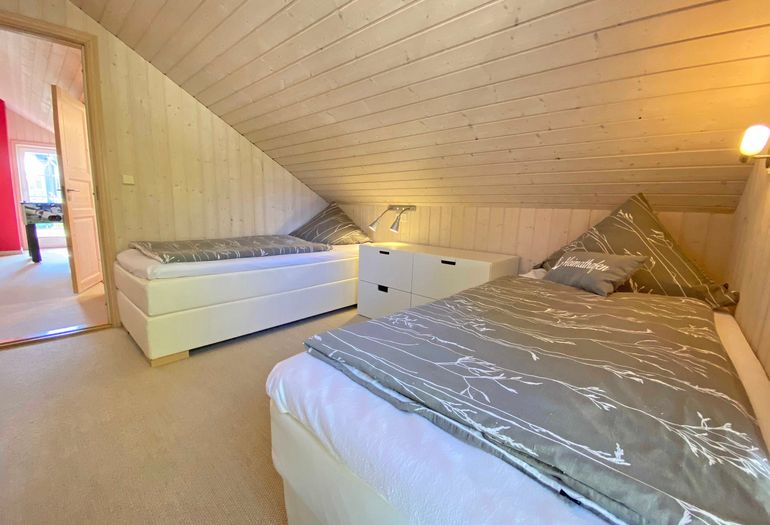 2. Schlafzimmer mit Einzelbetten 2. Schlafzimmer mit Einzelbetten