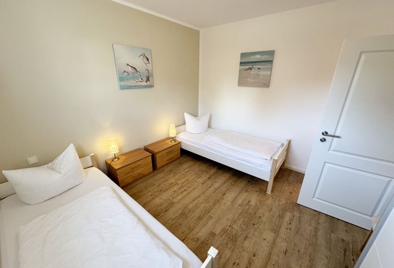 2. Schlafzimmer mit 2 Einzelbetten