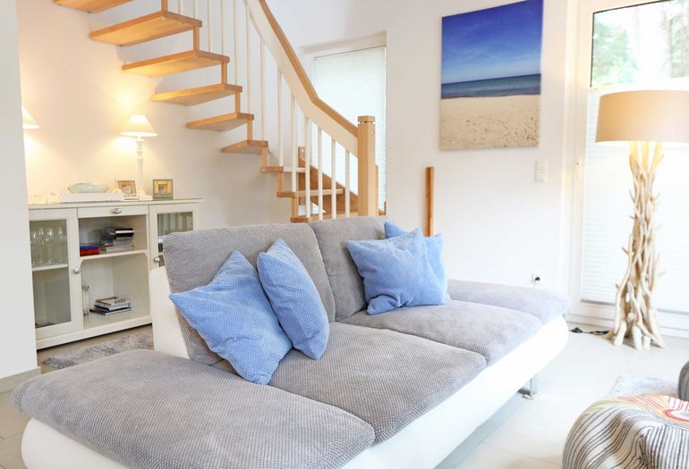 Wohnzimmer mit Couch