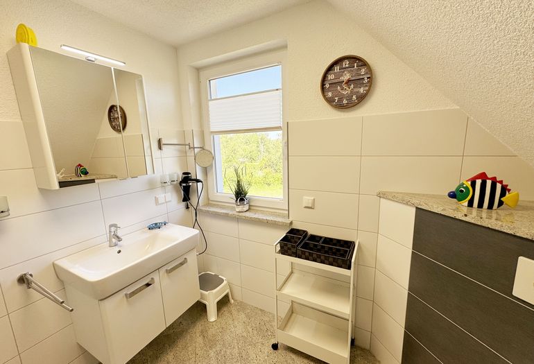 Tageslichtbad mit Waschplatz Tageslichtbad mit Waschplatz