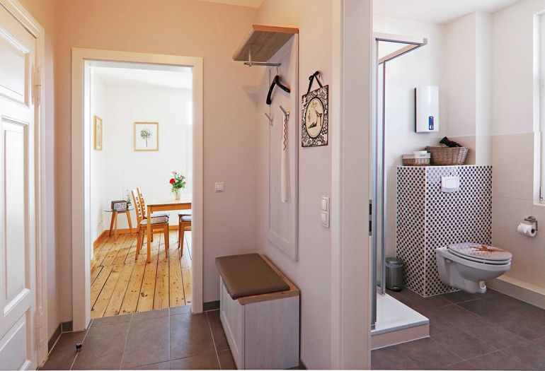 Flurbereich mit Garderobe Flurbereich mit Garderobe
