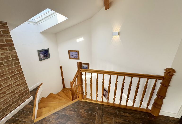 Treppenbereich der Doppelhaushälfte Treppenbereich der Doppelhaushälfte