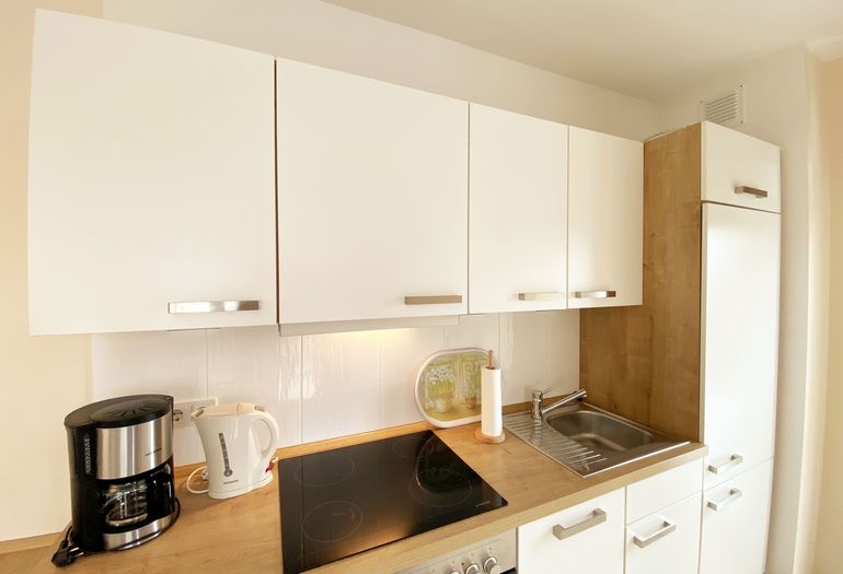 Küchenzeile mit Ceranfeld Küchenzeile mit Ceranfeld