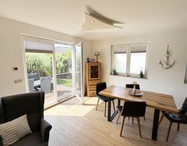 Ferienhaus Uns lütt Hus mit Sauna, Kamin & Terrasse