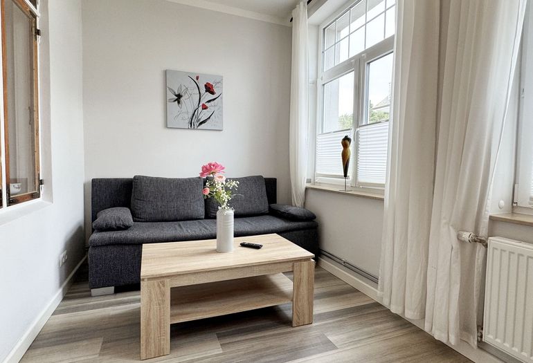 Veranda mit Couch zum Wohlfühlen
