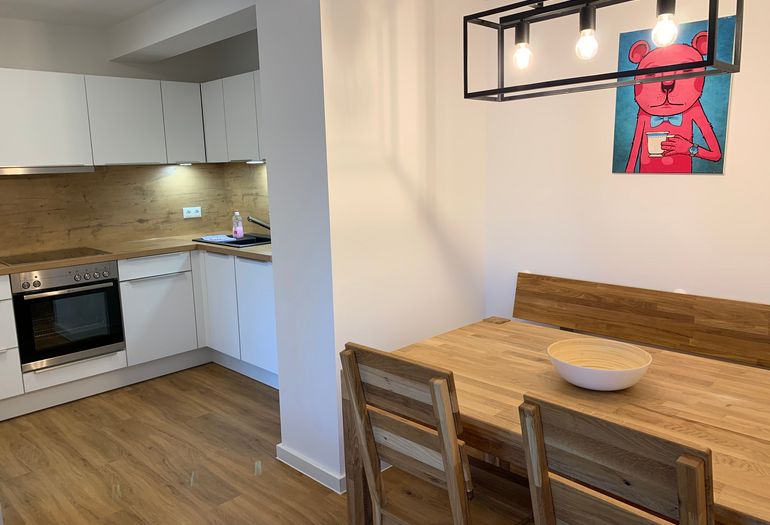 Essbereich mit Blick auf die Küche Essbereich mit Blick auf die Küche