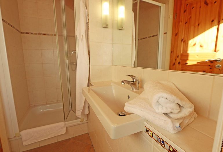 1. Duschbad