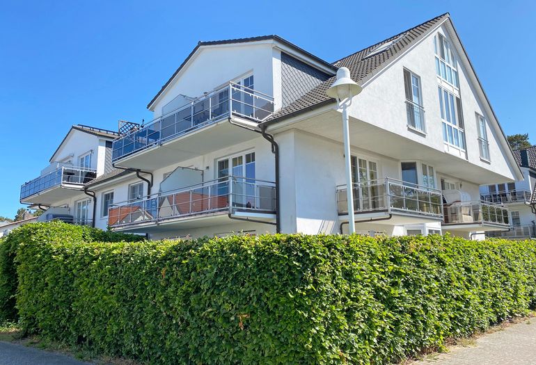 seitlicher Blick auf das Haus