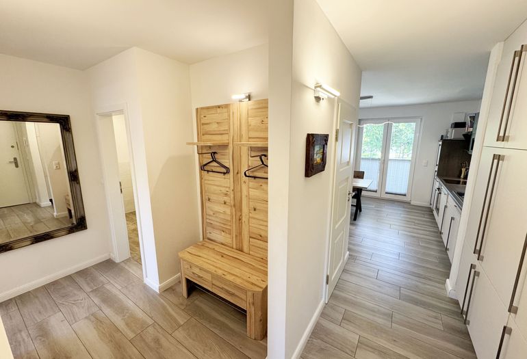Flurbereich mit Garderobe Flurbereich mit Garderobe