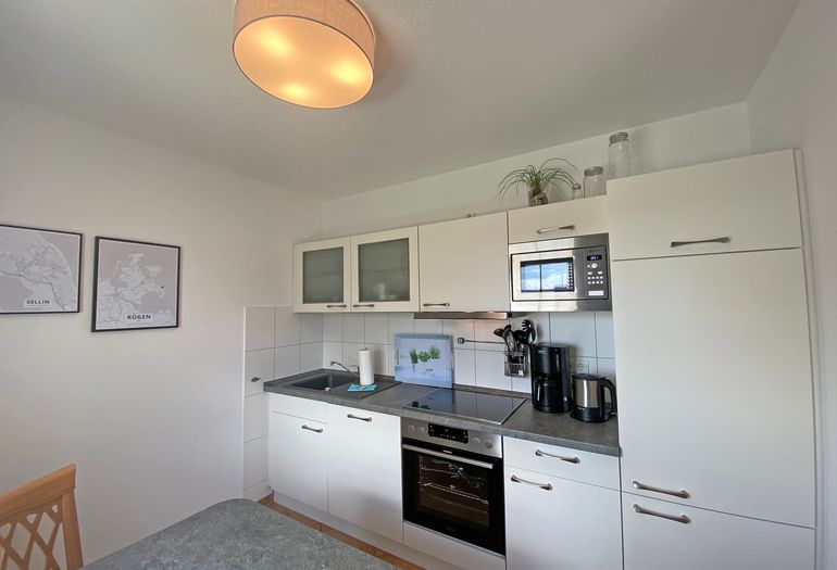 Küchenzeile mit allem was benötigt wird Küchenzeile mit allem was benötigt wird