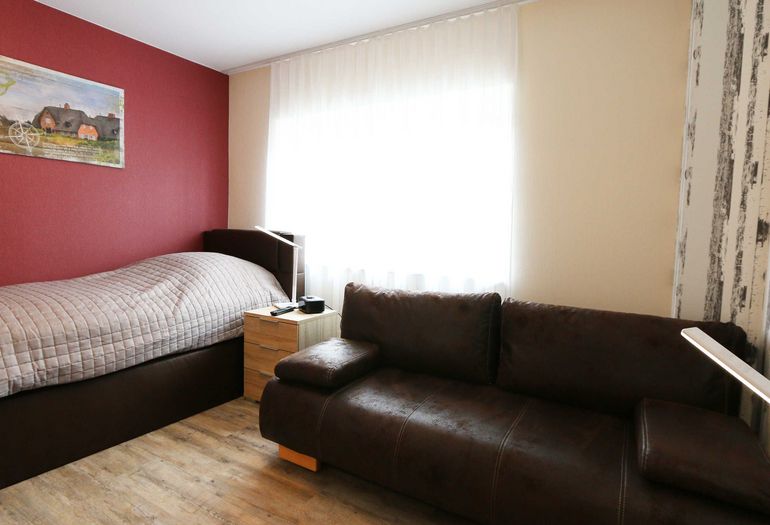 3. Schlafzimmer mit Einzelbett 3. Schlafzimmer mit Einzelbett