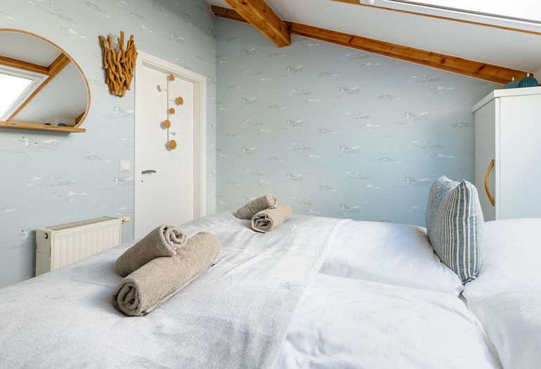 1. Schlafzimmer mit Doppelbett 1. Schlafzimmer mit Doppelbett