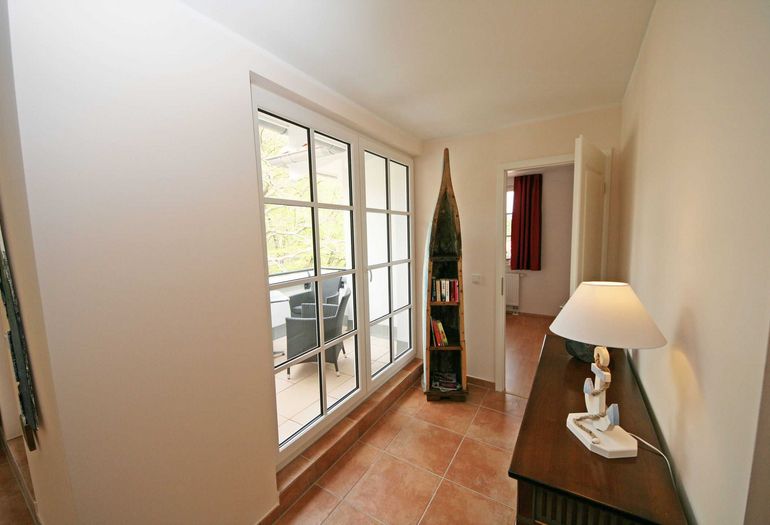 Eingangsbereich mit Ablagen