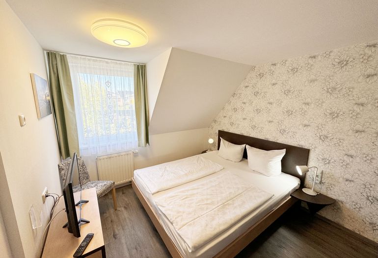 2. größeres Schlafzimmer 2. größeres Schlafzimmer