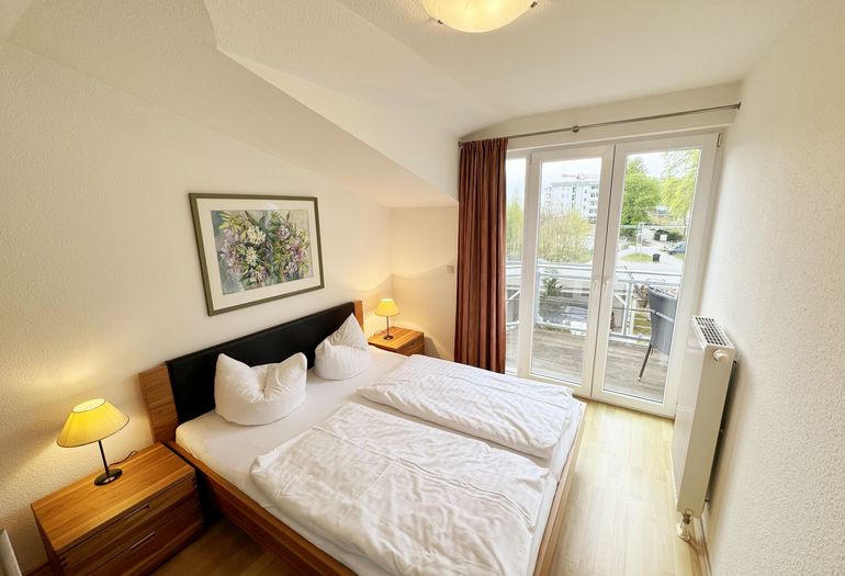 Schlafzimmer mit Laminat Schlafzimmer mit Laminat