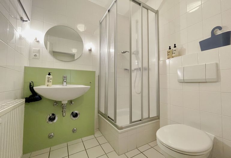 Badezimmer mit WC Badezimmer mit WC