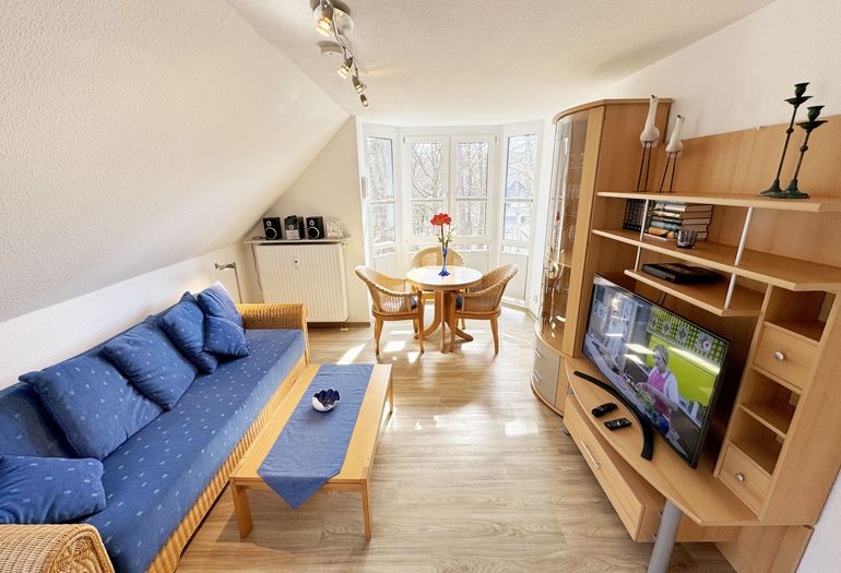 Wohnbereich mit maritimer Couch Wohnbereich mit maritimer Couch