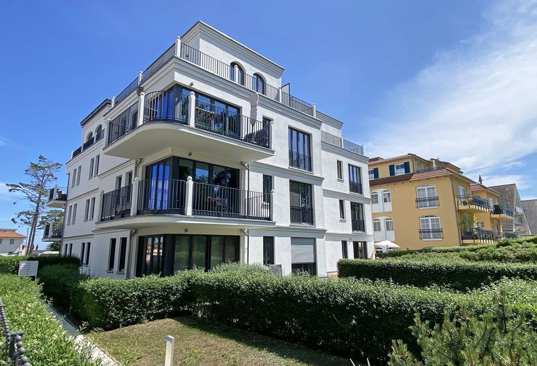 Blick von hinten auf die Villa Andrea