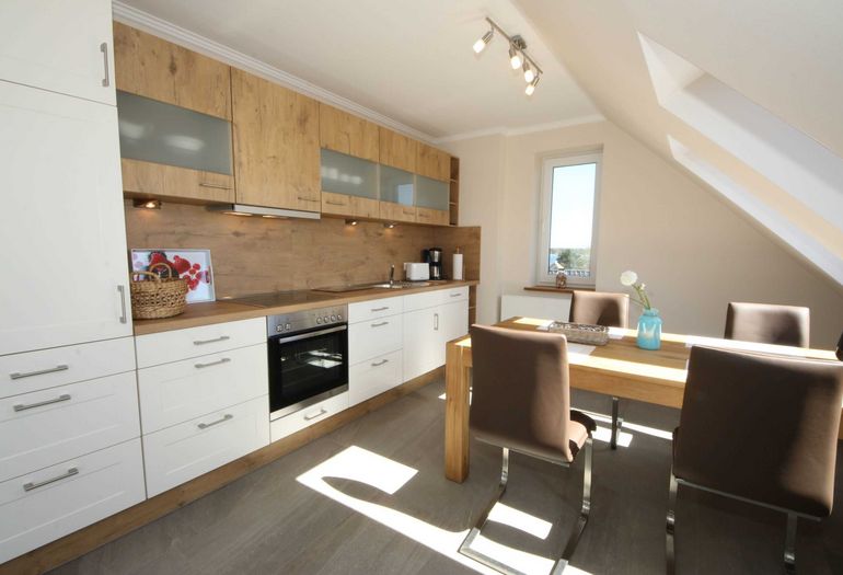 Zollhaus Klein Zicker - Wohnung 04 mit Südbalkon und Meerblick Zollhaus Klein Zicker - Wohnung 04 mit Südbalkon und Meerblick
