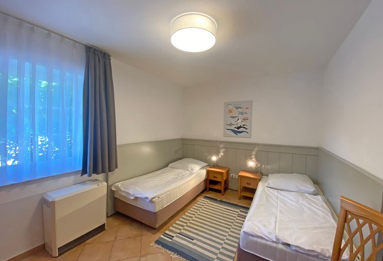 2. Schlafzimmer mit Einzelbetten