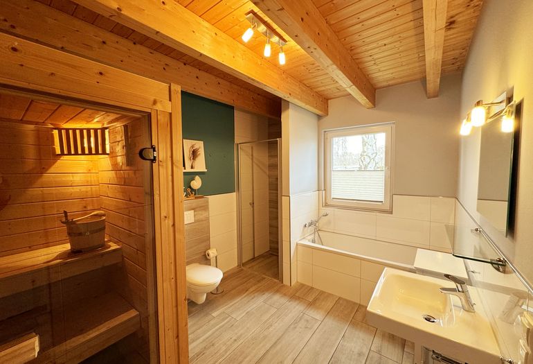 Ferienhaus Ilsebill - Blick in das untere Bad Ferienhaus Ilsebill - Blick in das untere Bad