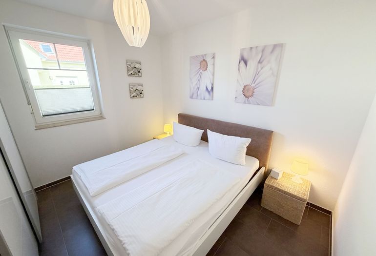 Ferienwohnung Nr. 05 LEON - Schlafzimmer Ferienwohnung Nr. 05 LEON - Schlafzimmer