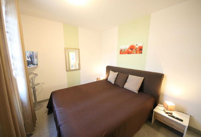 2. Schlafzimmer mit Doppelbett 2. Schlafzimmer mit Doppelbett