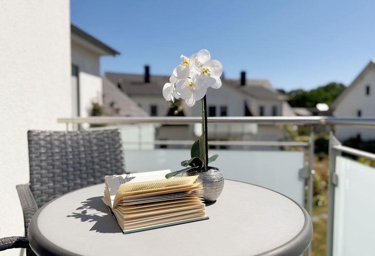 Südwest bestuhlter Balkon